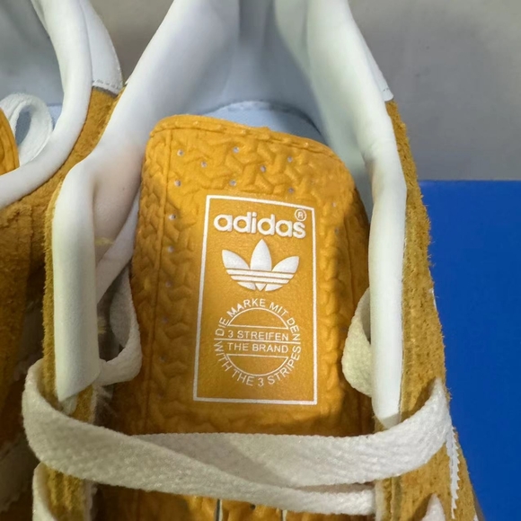 Adidas women's trial sneakers - Picture 9 of 10